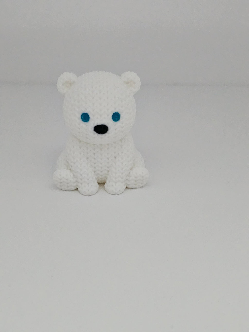 Knitted Polar Bear Pet - 3D