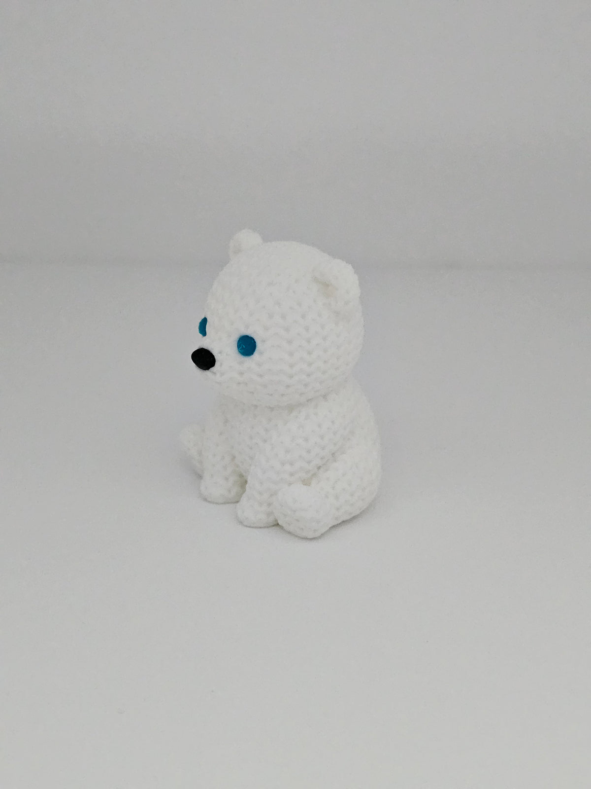 Knitted Polar Bear Pet - 3D