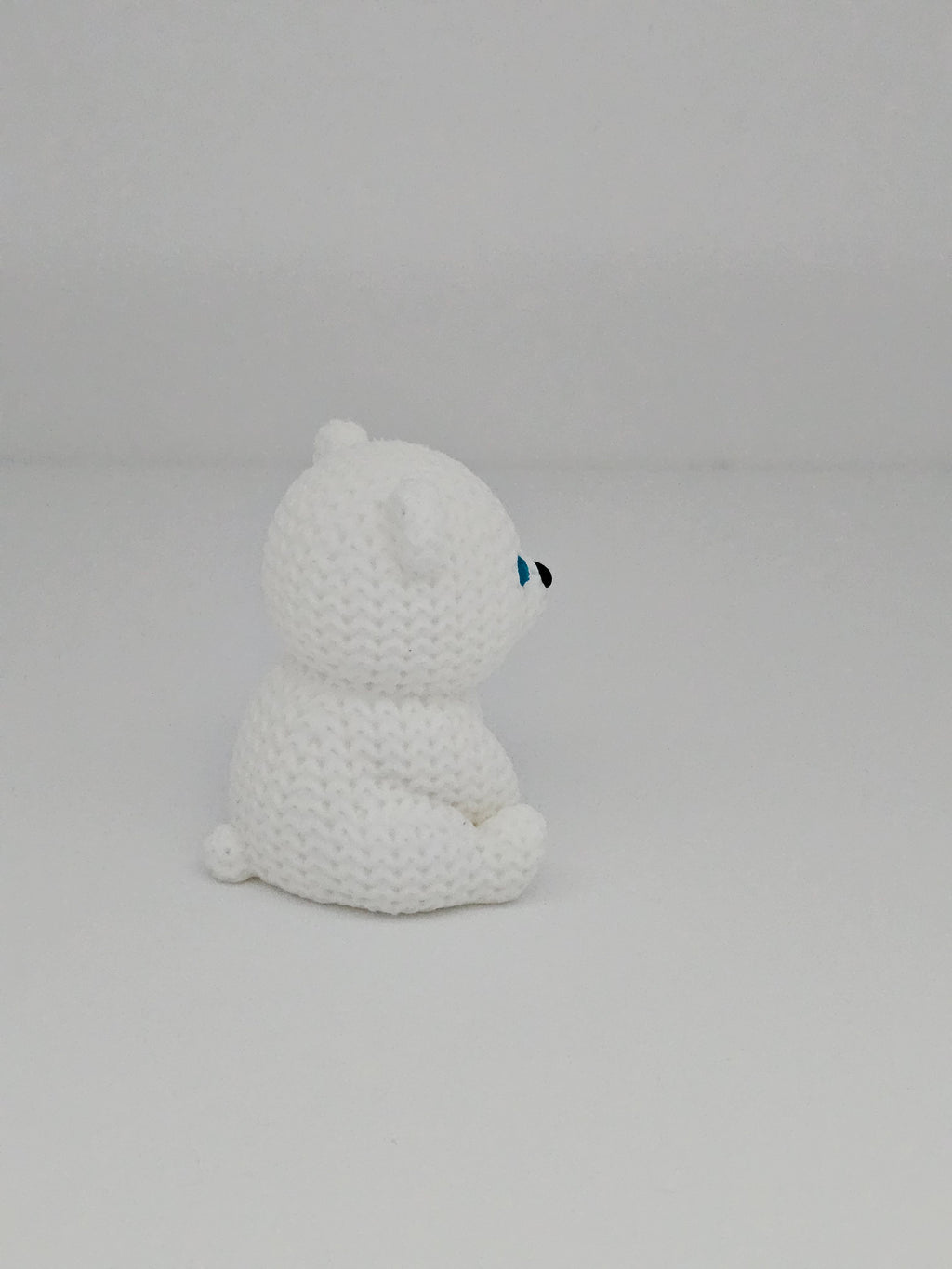 Knitted Polar Bear Pet - 3D