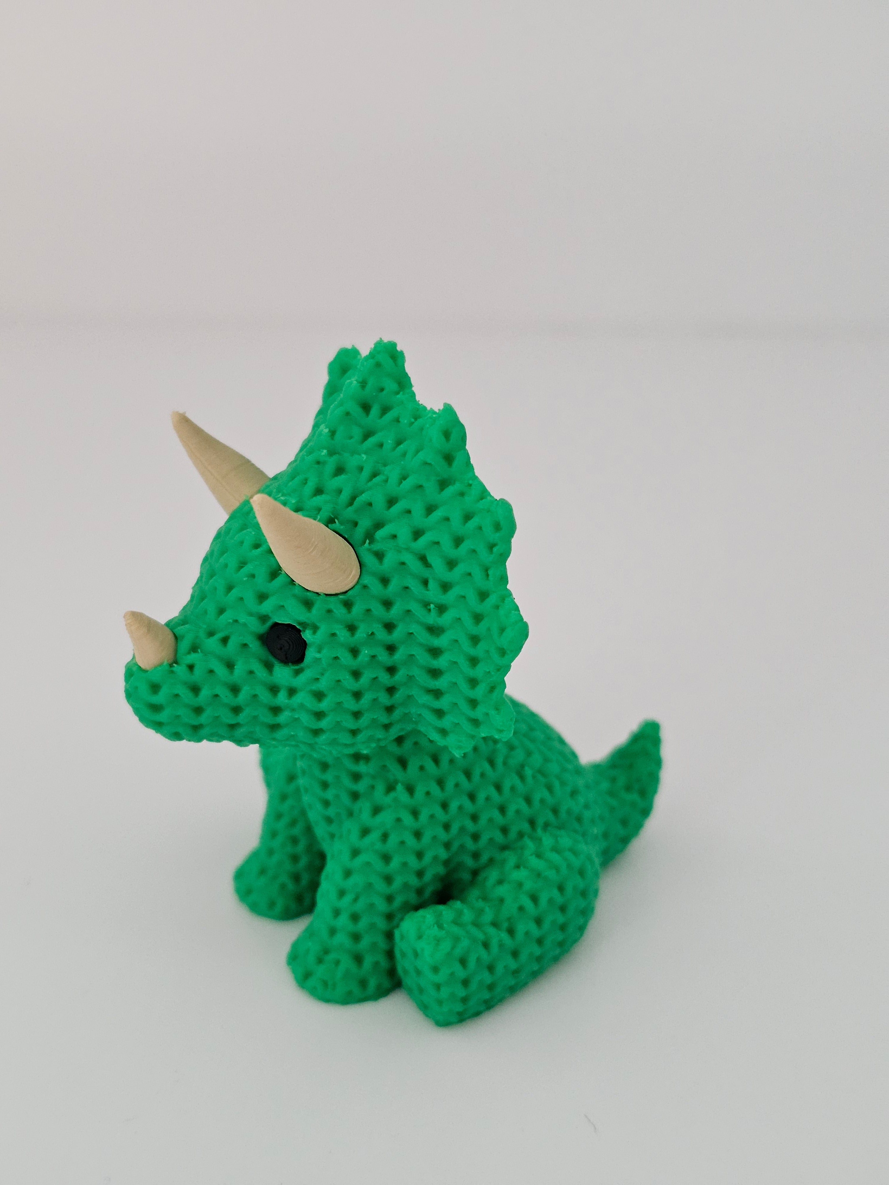 Knitted Triceratops - 3D