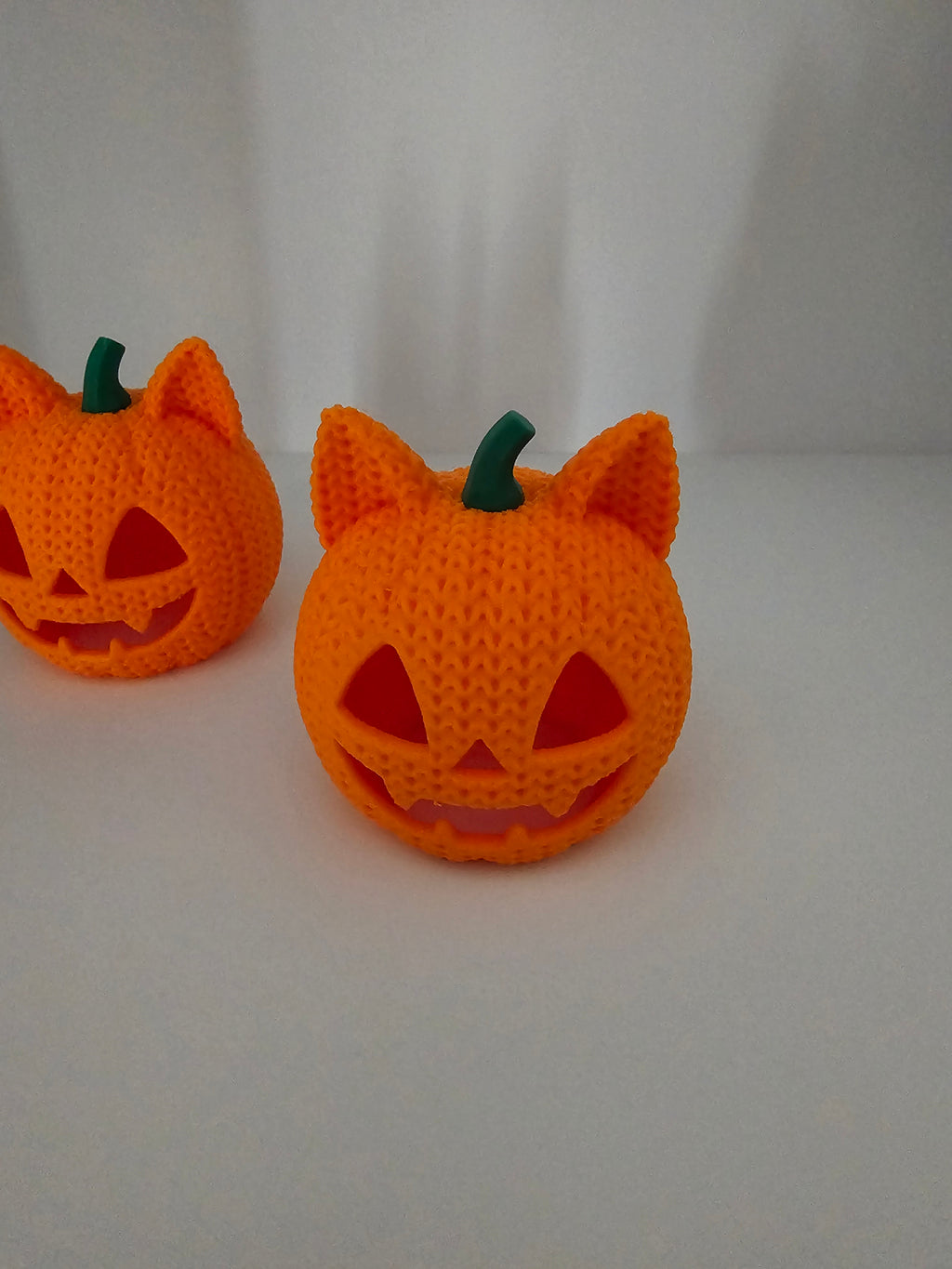Knitted Cat Jack-o-lantern Tea Light - 3D