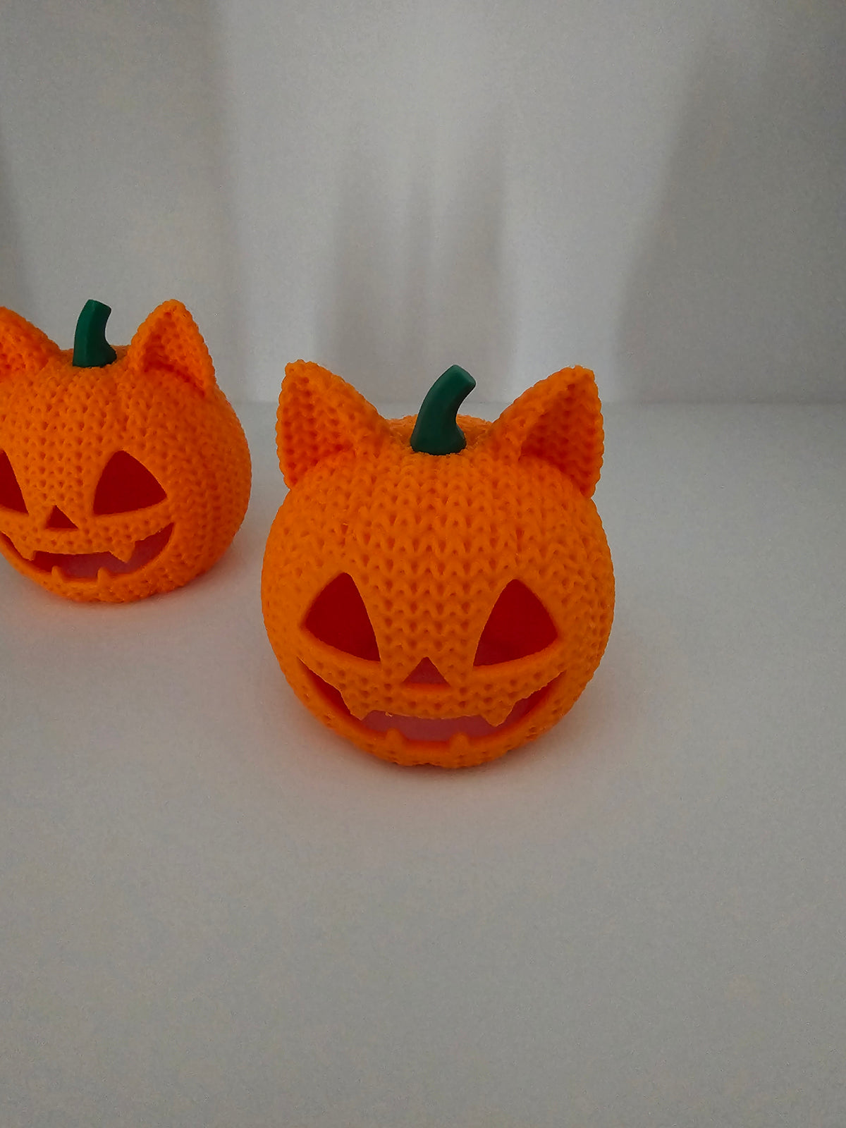 Knitted Cat Jack-o-lantern Tea Light - 3D