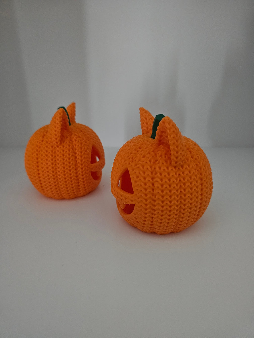 Knitted Cat Jack-o-lantern Tea Light - 3D
