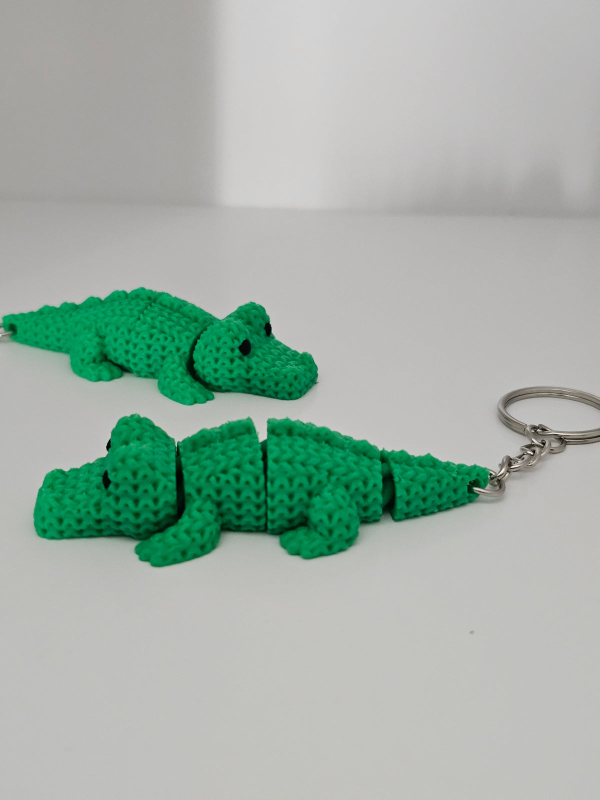 Knitted Articulated Alligator Keychain - 3D