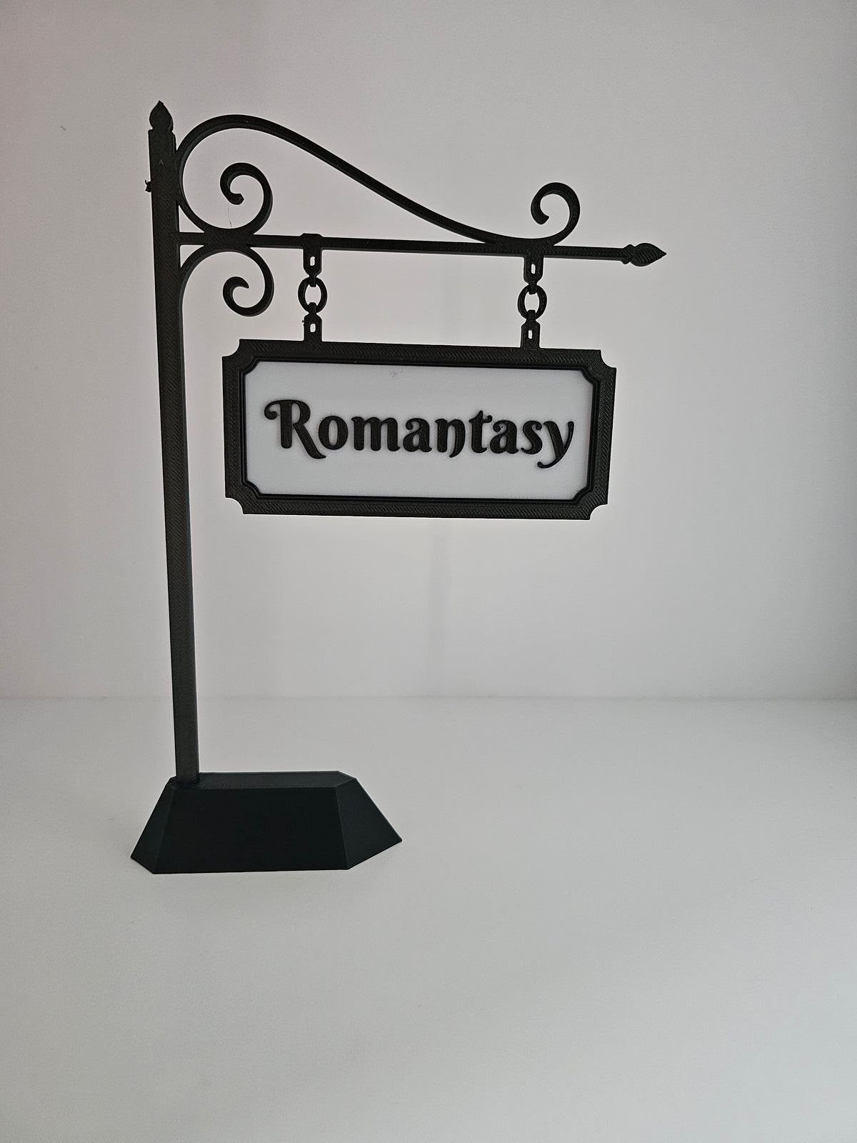 Romantasy Sign for Bookshelves - 3D printed