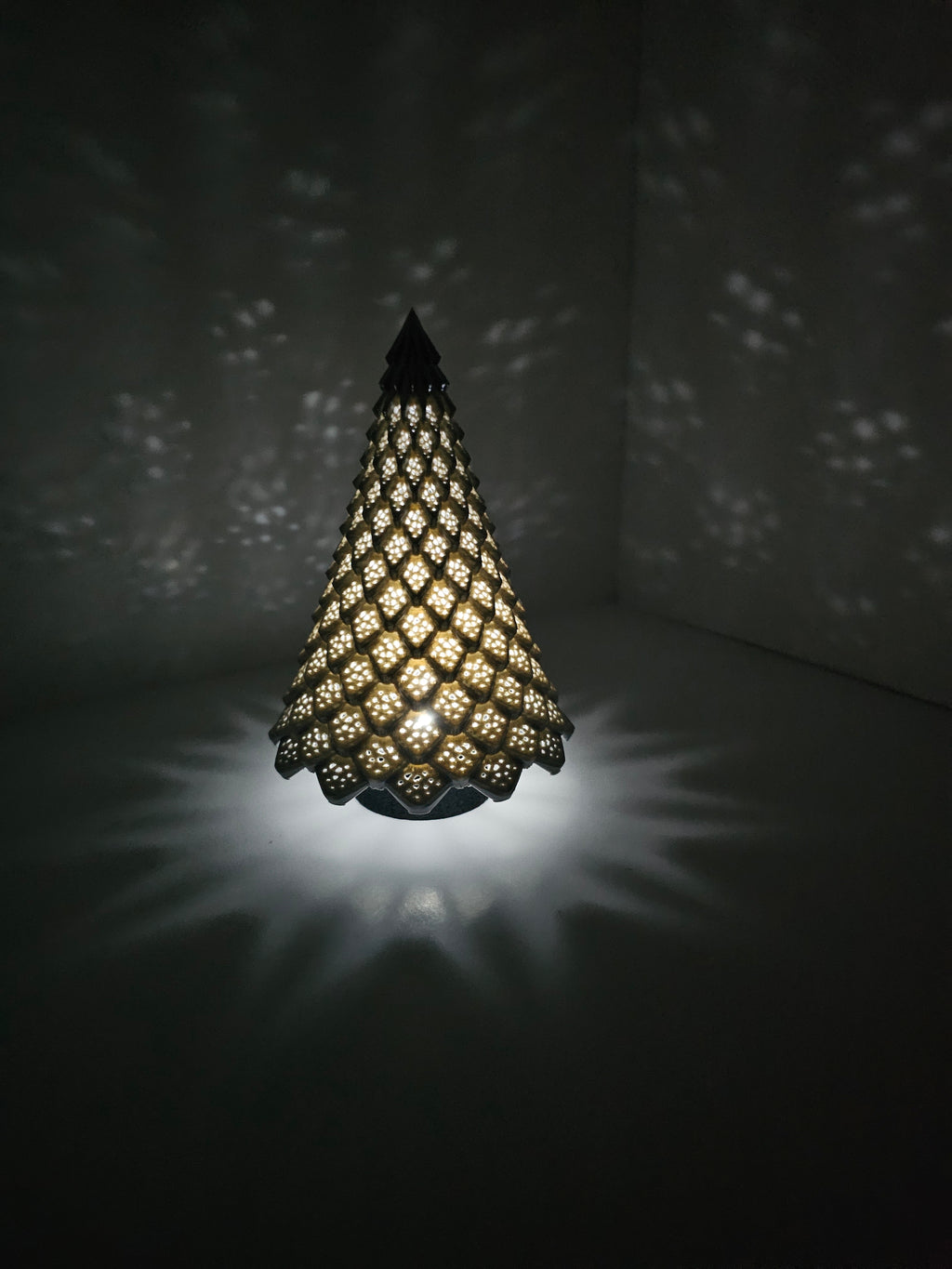 Dragon Scale Christmas Tree