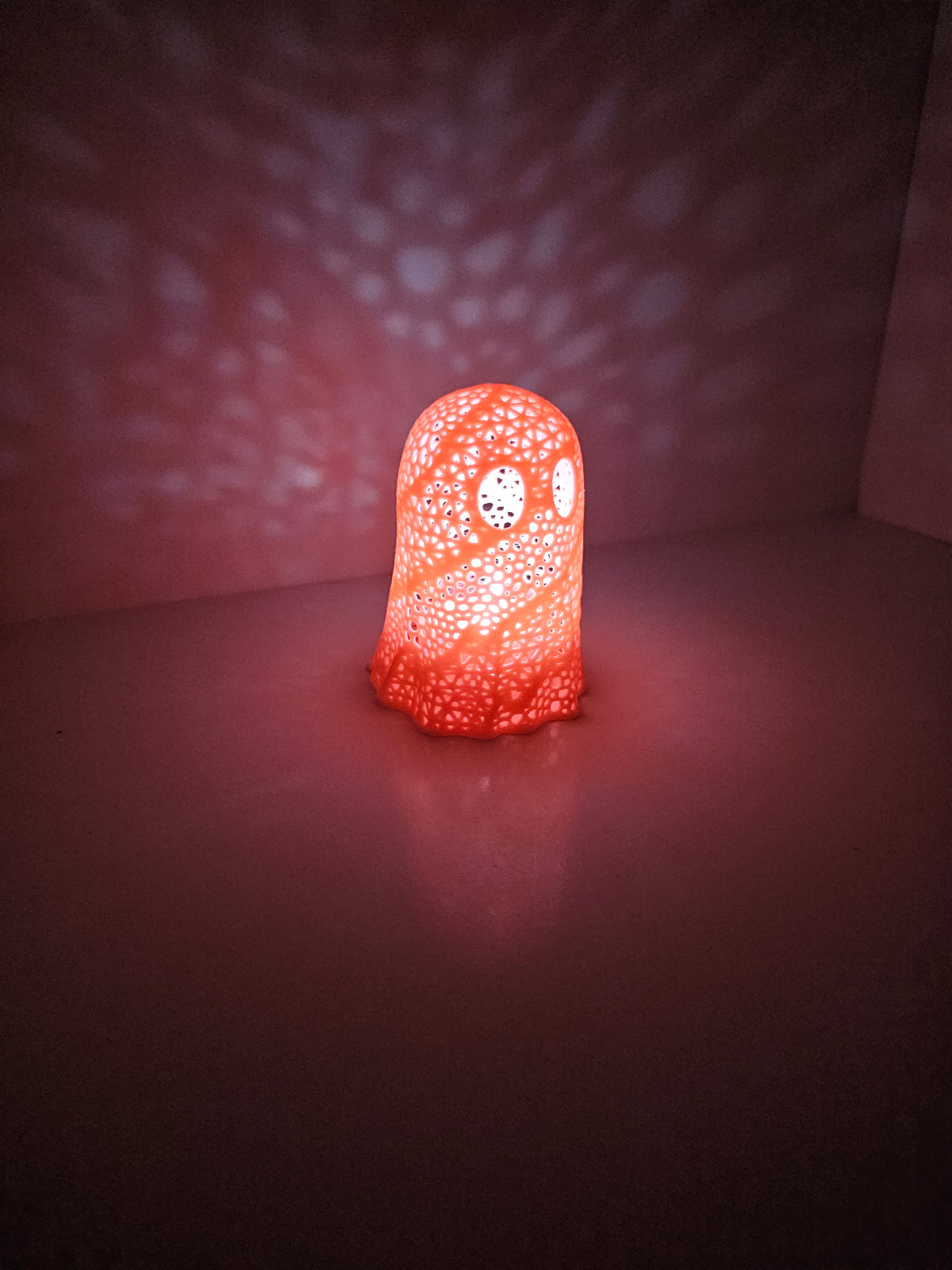 Glow in the Dark Tea Light Ghost Set - 3D